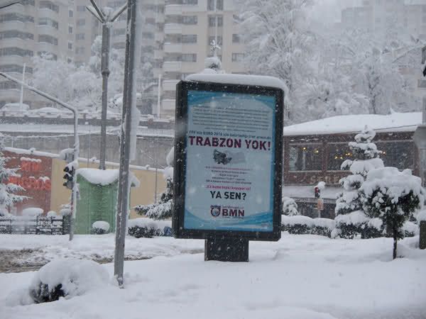 EURO 2016 için Trabzon yok ilanı, karlı sokakta BMN raketi