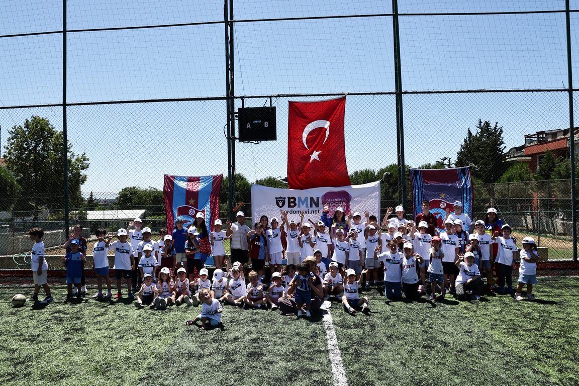 7. BordoMavinet Çocuk Şenliği